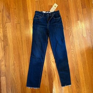 Levi’s 734 High-Rise Straight Jeans